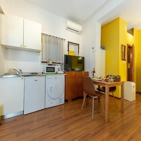 Apartment Area-studio *